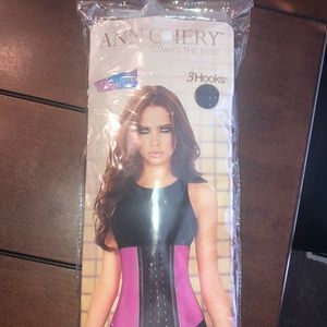 Ann Cherry Shape Wear
